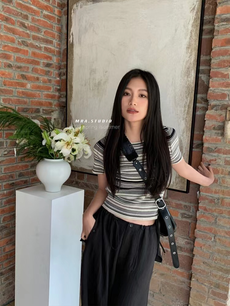 2023 Spring New Korean Women's Contrast Stripe Round Neck Versatile Slim Fit Short Sleeve T-Shirt