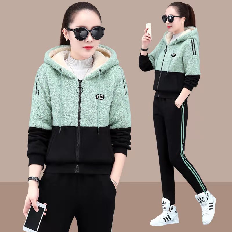 Cashmere sports suit women's winter 2020 new Korean loose cashmere thickened sweater leisure clothes two piece set