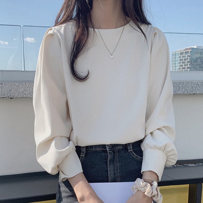 Korean shirt women's loose and versatile spring new round neck bubble sleeve western style age reducing long sleeve top