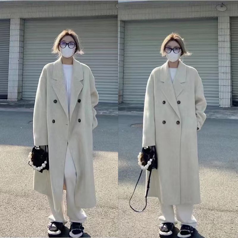 White woolen coat women's 2022 autumn and winter new explosion style high-end Hepburn style woolen coat small Korean style