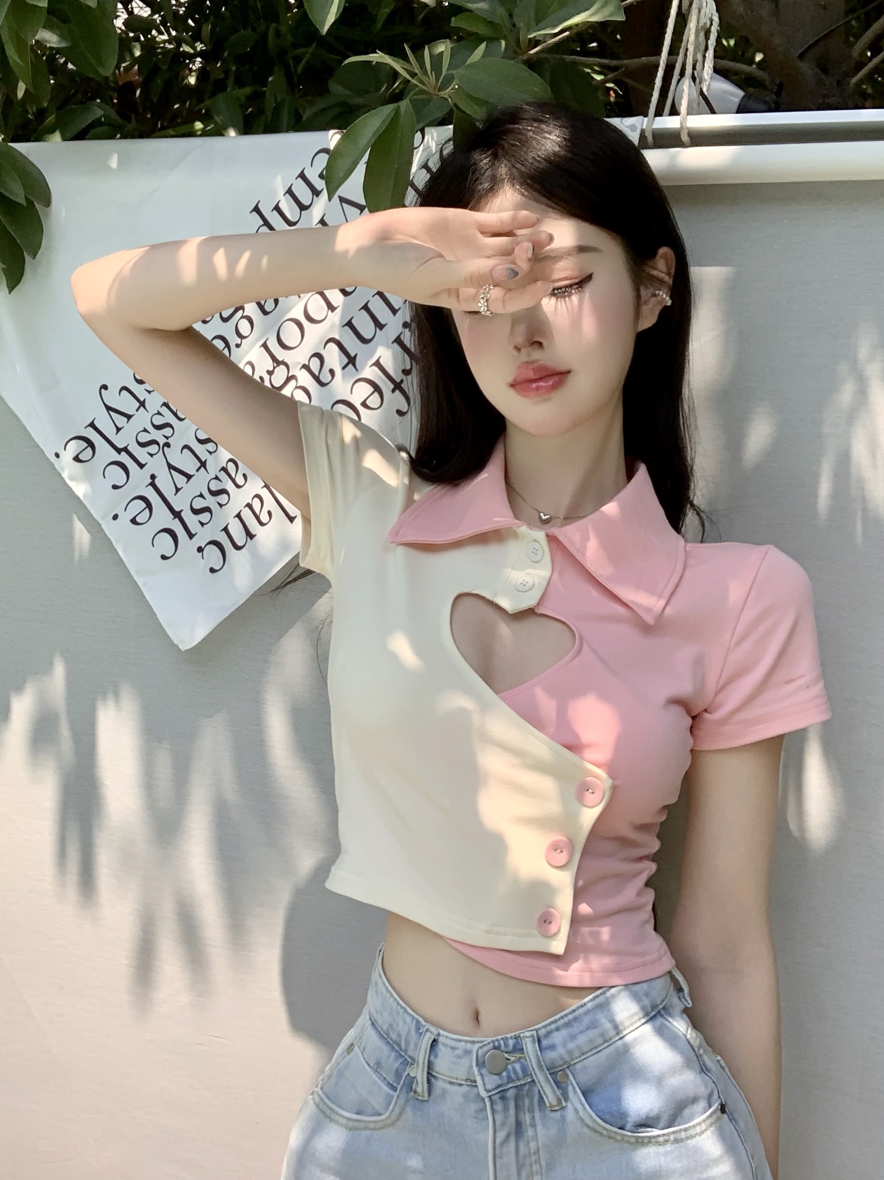 Sweet hot girl hollow short-sleeved T-shirt women's summer short polo collar chic slim slim design niche top