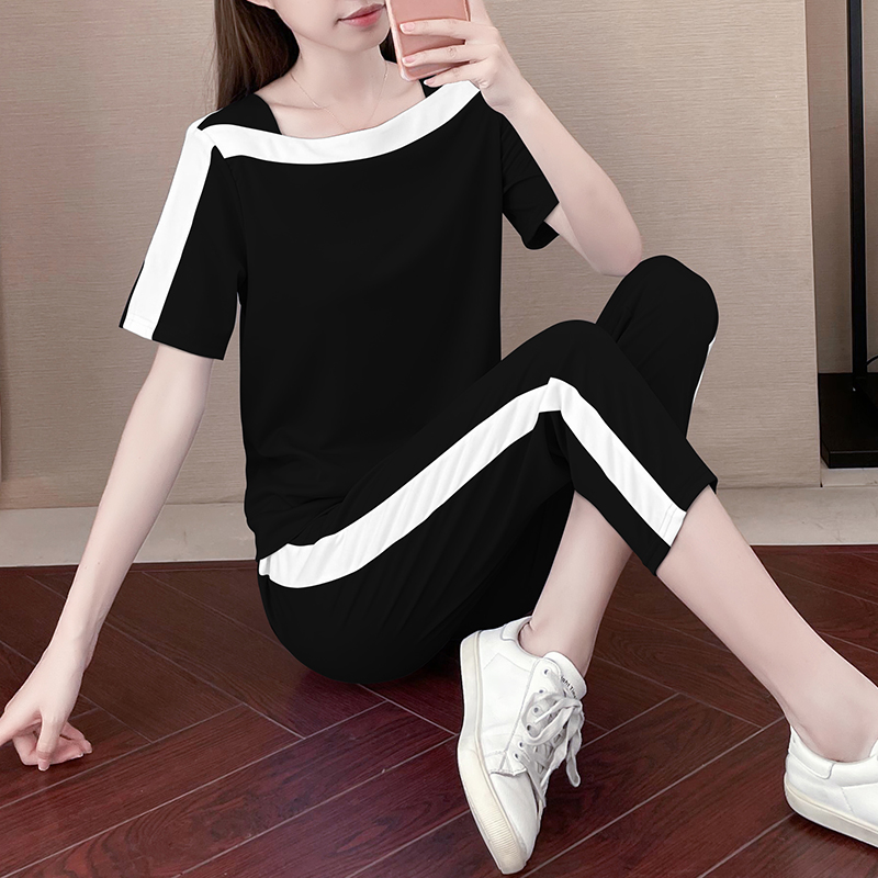 Suit women's sports leisure fashion summer 2021 new style foreign style thin one neck short sleeve Capris two piece set fashion