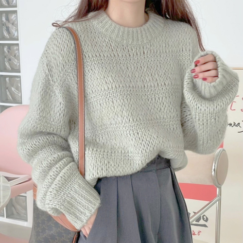 Super soft milk whistling solid color hollow out slightly transparent seahorse hair round neck bubble sleeve sweater