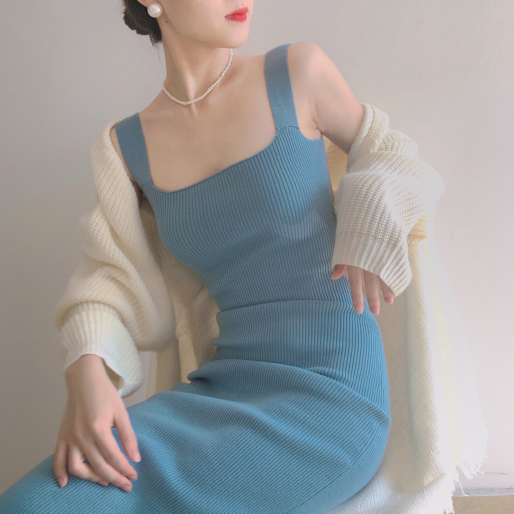 Retro soft late wind Morandi slim bag with knitted suspender dress