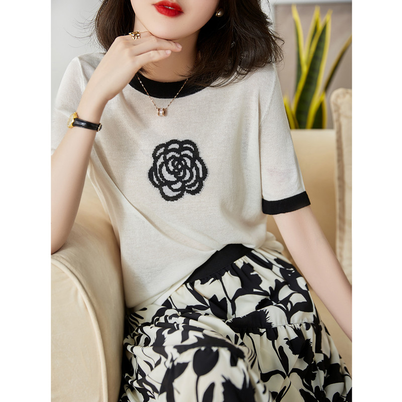 Elegant contrast color round neck Camellia ice silk short sleeve T-shirt Knitted Top Women's spring and summer new style loose and thin half sleeve