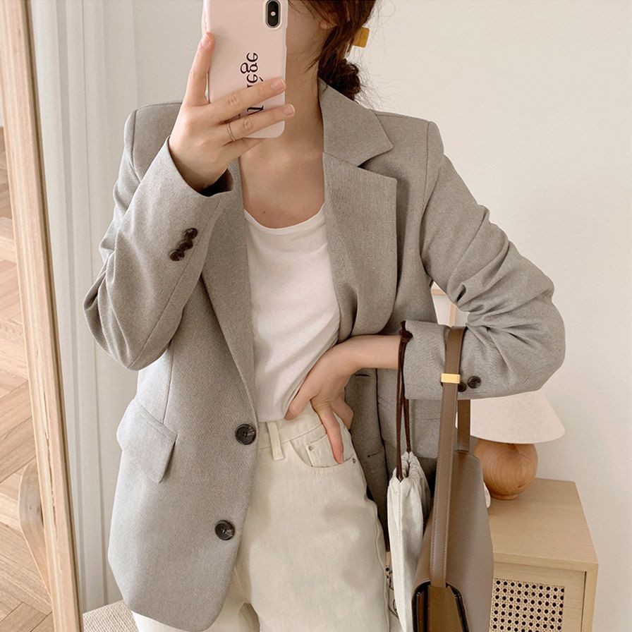 Early autumn retro Korean version simple, loose, thin temperament, foreign style, versatile high-grade texture small suit coat, women's coat