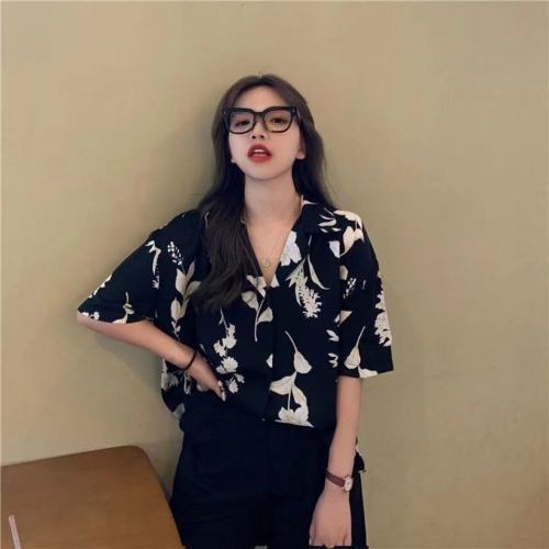 Hong Kong chic loose suit collar printed Short Sleeve Shirt Top Women's summer style versatile draped outer lining
