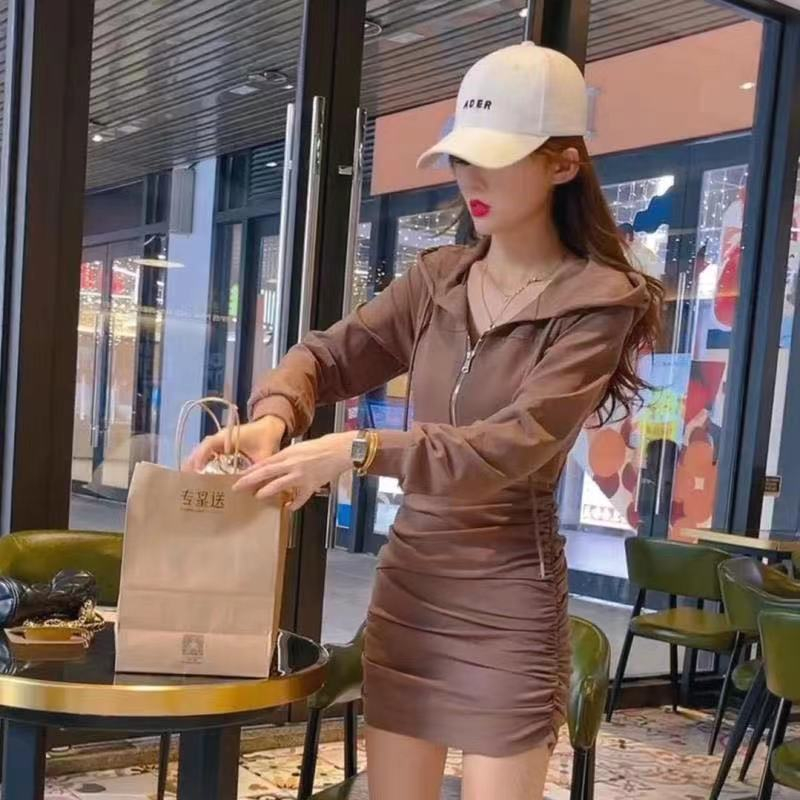 2022 autumn new hooded sweater skirt goddess fan tight-fitting royal sister bag hip dress gas slim all-match skirt