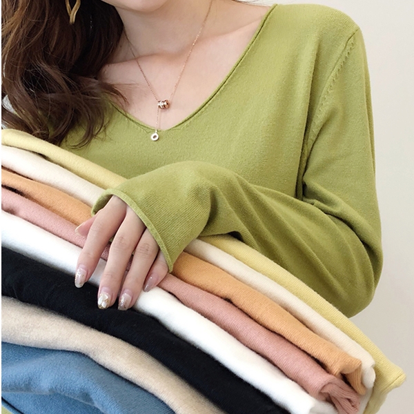 Autumn V-neck knitted long-sleeved bottoming shirt for women