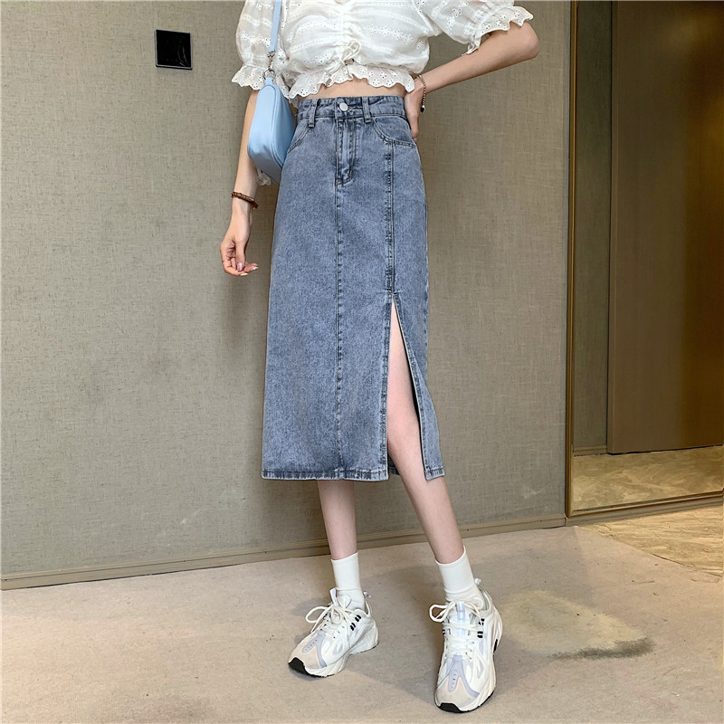 Summer 2023 new denim A-line skirt women's A-line skirt with slits to cover the crotch was thin package hip mid-length skirt