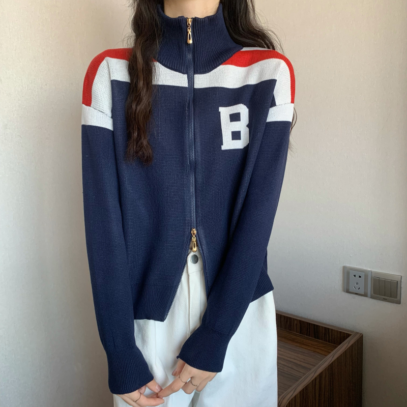 Real shooting, real price, autumn and winter design, loose high neck, contrast color stripe, letter sports style, knitted cardigan coat