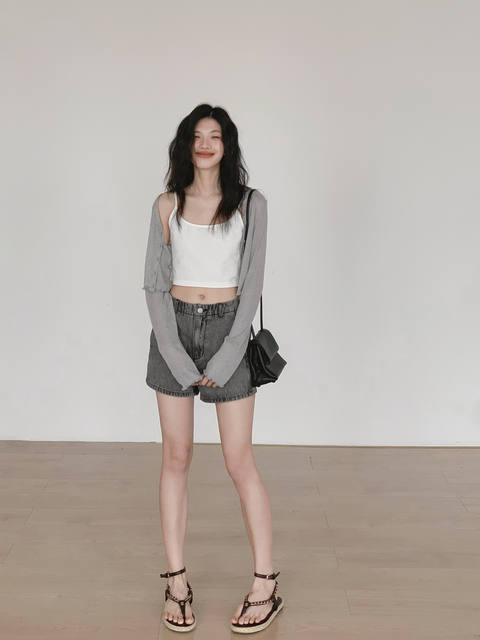 August Gray cardigan jacket for women summer thin outer shawl long-sleeved blouse short waistcoat sun protection top