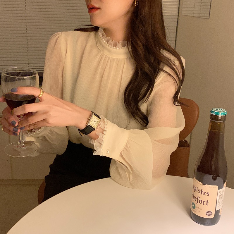 Real shot French elegant, sweet and exquisite pearl lace half high neck thin micro transparent with bubble sleeve top
