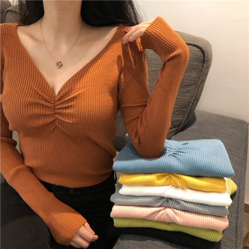 Net red V-neck knitted bottomed sweater for women in autumn and winter