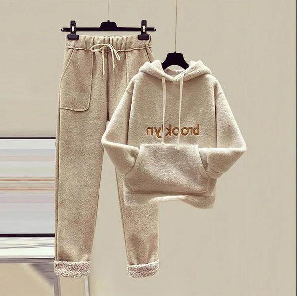 Single / suit women's Plush thickened autumn and winter fashion tweed pants student loose imitation lamb wool sweater two-piece set