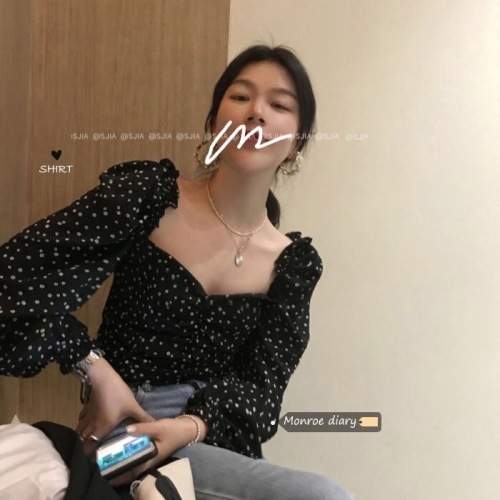 Chic square collar short top for women's spring and autumn design new French retro long-sleeved floral shirt