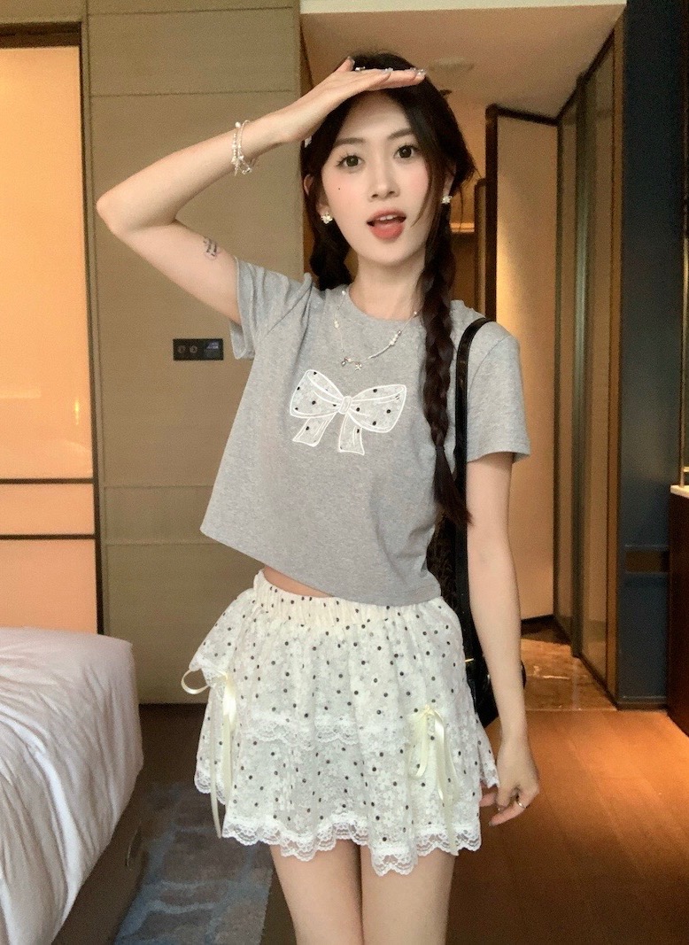 Sweet style suit with bow embroidery short-sleeved T-shirt for women summer polka dot lace skirt cake skirt two-piece set