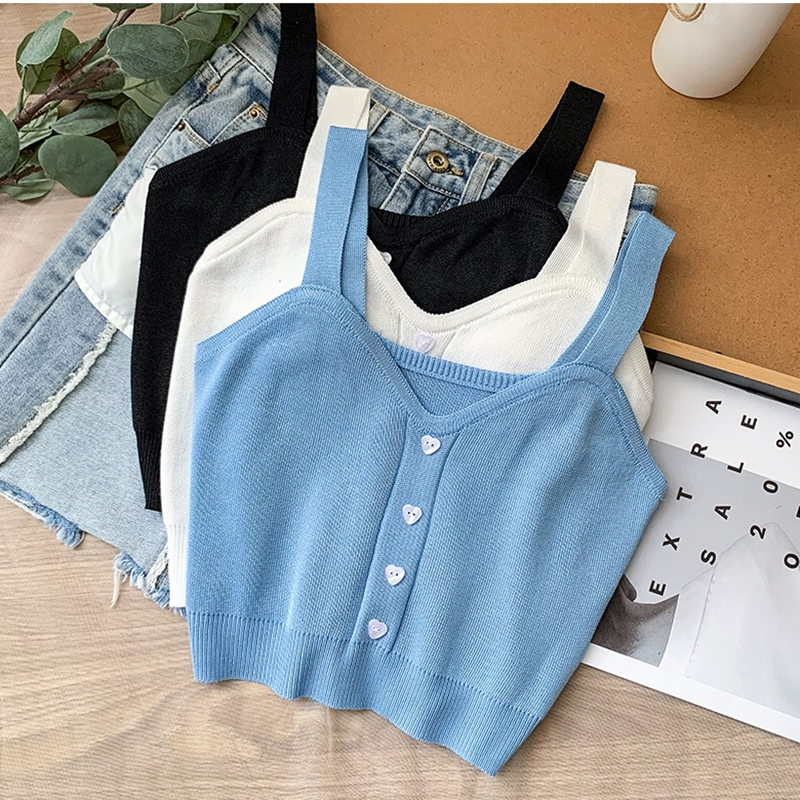 In the summer of 2022, the new knitted suspender vest with love buttons is cute. It's fashionable to wear it inside and outside. It's versatile net red