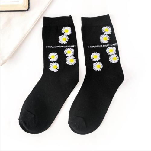 New style Daisy socks in spring and summer 2020 GD Kwon Chi lung's same mid tube socks for South Korean street couples