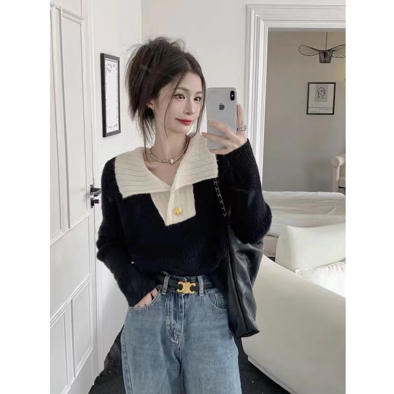Korean version of the contrast color lapel knitted sweater women's autumn and winter 2022 new style, lazy style, thin and foreign, wearing long-sleeved tops