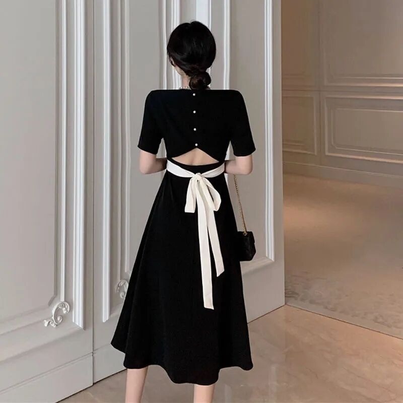 Large women's dress fat mm French square neck bubble sleeve dress women's design sense waist bow black fairy skirt