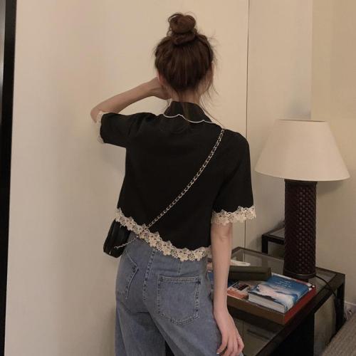 Summer 2020 new Korean lace splicing short sleeve shirt women's design sense small retro short top