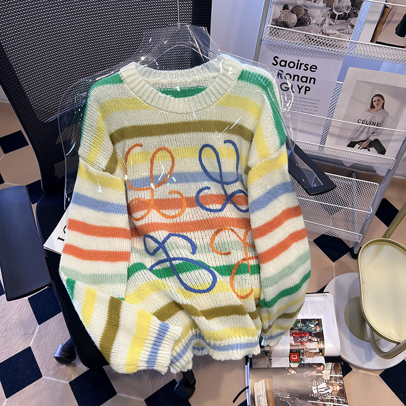 Real shot South Korea Dongdaemun knitted sweater college wind sweater rainbow striped jacquard pullover sweater women