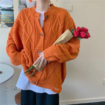 Lazy wind and sun is a very fairy sweater. Women's loose knit cardigan in autumn and winter 2021. Twist sweater short coat