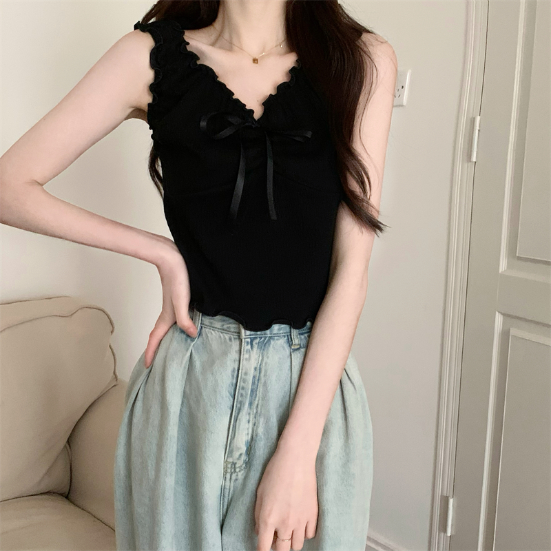 Real shot real price beautiful pure desire wood ear beige bow vest top