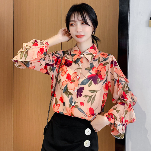 Real shot of Hong Kong Style broken Flower Chiffon shirt women's autumn new temperament chic shirt heart design sense minority top
