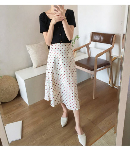 Retro square collar ins short sleeve T-shirt women's summer dress 2020 new style foreign style mind set small short slim collarbone top