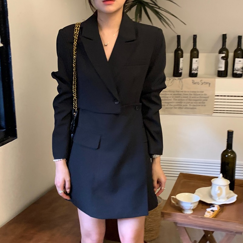 Real shot Korean version of light familiar design sense irregular dislocation buckle fake two-piece long-sleeved suit short skirt dress two colors