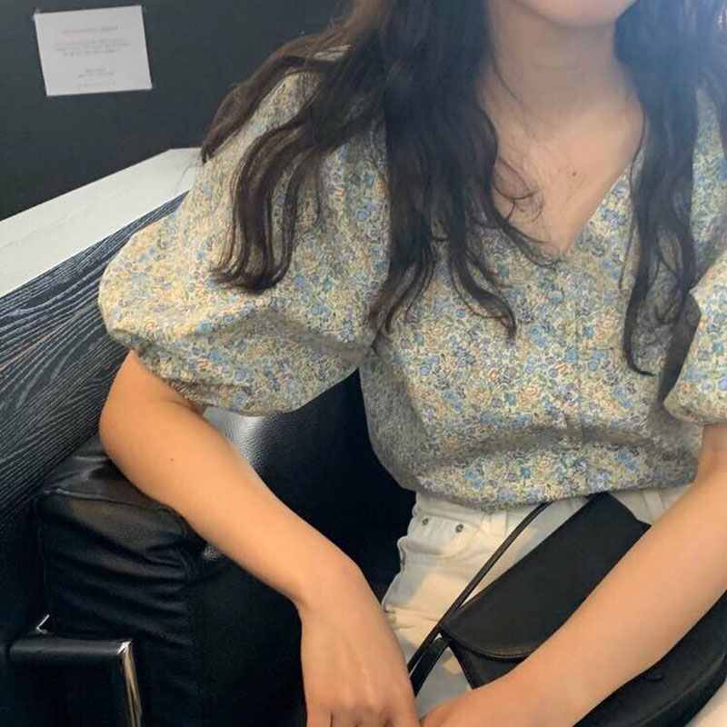 South Korean retro Chiffon floral shirt women's summer new age reducing smart bubble sleeve collar top