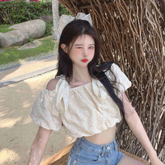 Off shoulder top women's design sense niche summer French Korean high-grade clavicle sling bubble sleeve short sleeve shirt