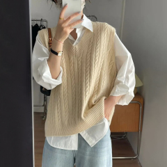 New solid color knitted vest for women early autumn Japanese style outer top small waistcoat sleeveless sweater