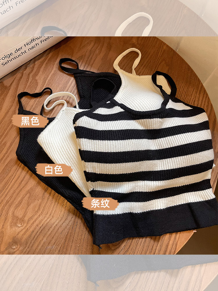 Zeng Xiaoxian women's black and white suspender vest, women's inner bottom shirt, slim fitting short style, wearing sweet and spicy striped top outside