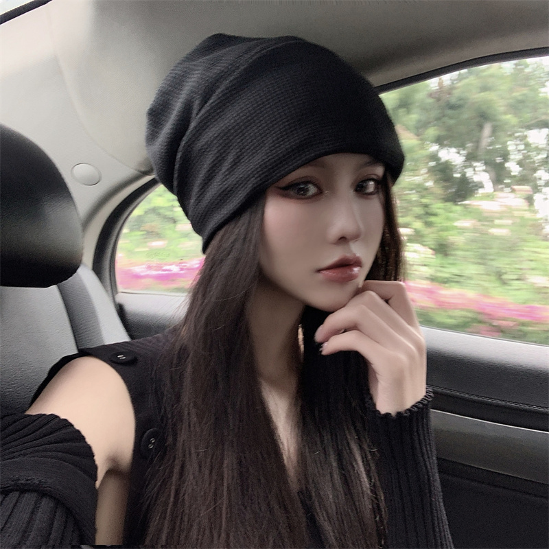 Real shot is not reduced Net red face small black confinement hat thin section postpartum pile hat winter all-match Baotou cold hat