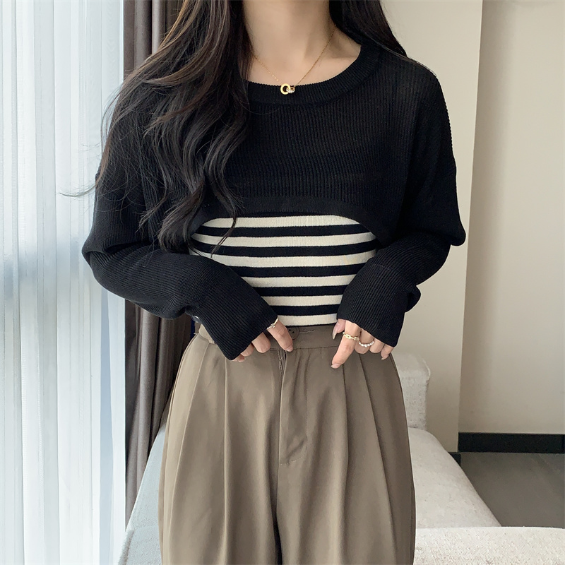 Real shooting real price 2022 summer new knitted blouse sunscreen jacket with striped camisole two-piece set