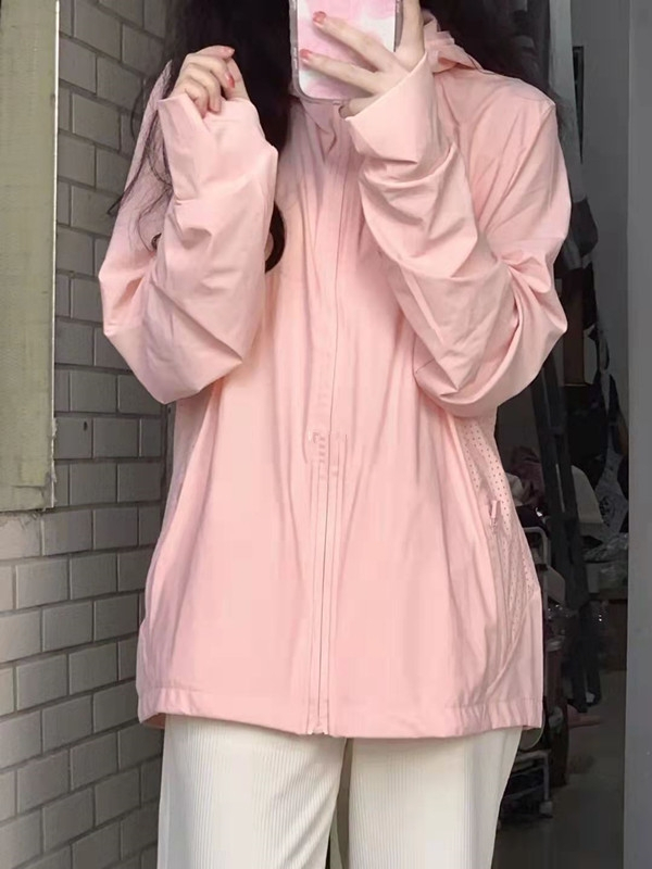 Ice silk fabric cardigan with zipper on both side pockets and breathable mesh on both sides