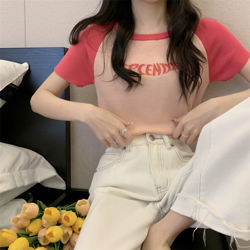Real shooting and real price Korean version slim fitting letter embroidery contrast color T-shirt short sleeve T-shirt