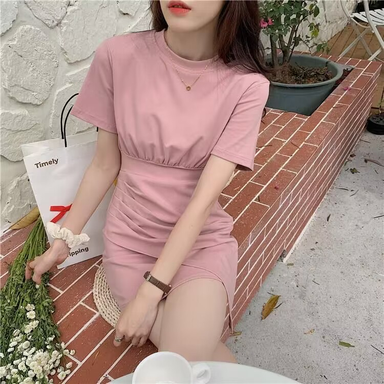 T-shirt dress design sense niche summer 2023 new female French first love sweet waist small man