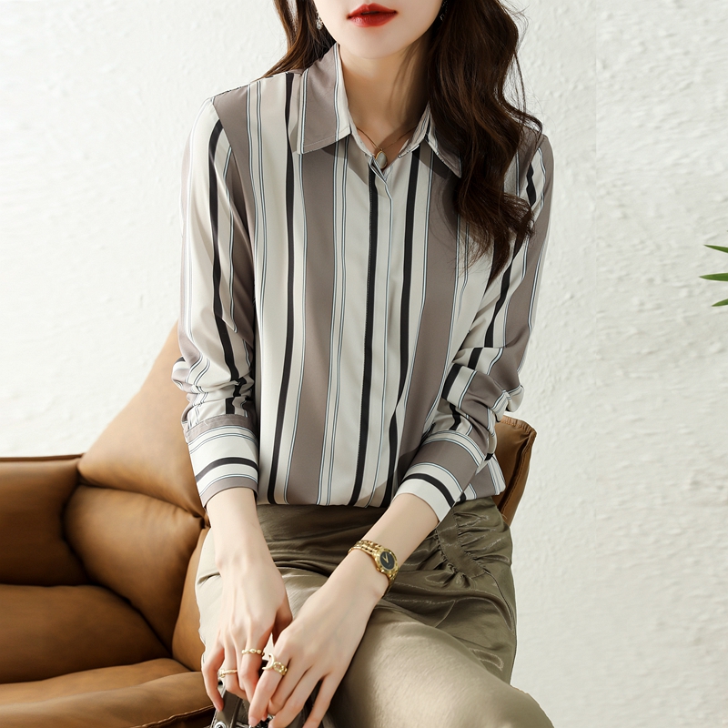 Chiffon shirt women's 2021 autumn new vertical stripe silk casual loose shirt