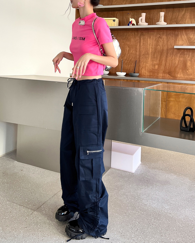 Real shot 2022 autumn dress new American style straight tube casual pants female draw rope fold drag floor loose wide leg cargo pants tide