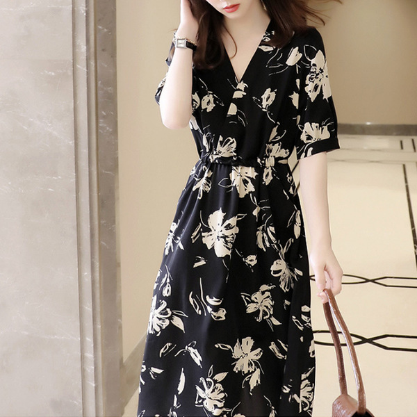 2022 design sense Vintage printing French waist closing medium length skirt medium length half sleeve V-neck Chiffon Dress