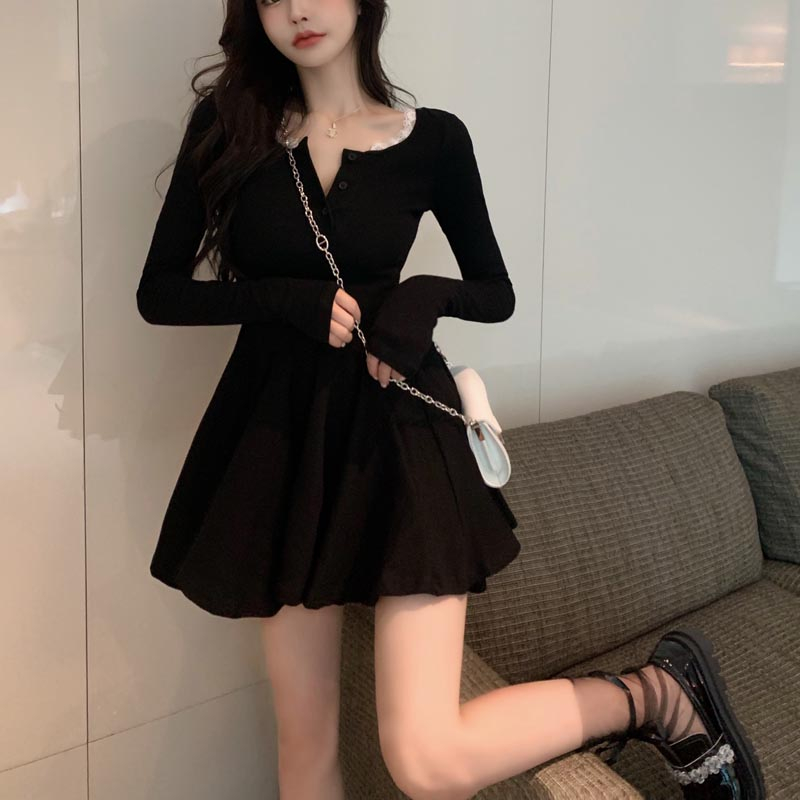 Pure desire black long-sleeved dress female autumn 2022 new sexy French temperament accept waist fluffy skirt autumn and winter