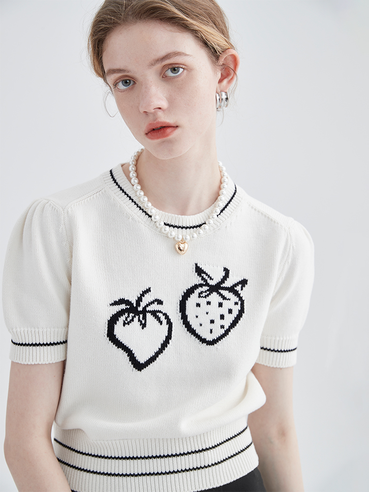 Vega Chang T-shirt women's short sleeve French minority bubble sleeve strawberry jacquard knit top spring fashion