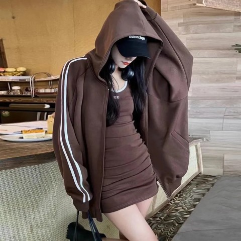 Net red with the same style 2022 early autumn Korean version all-match hooded slim coat contrast color suspender dress two-piece suit