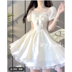 In summer, the gentle Department wears women's 2022 new Korean style bubble sleeves to show thin, exotic and sweet age reducing Princess Dress