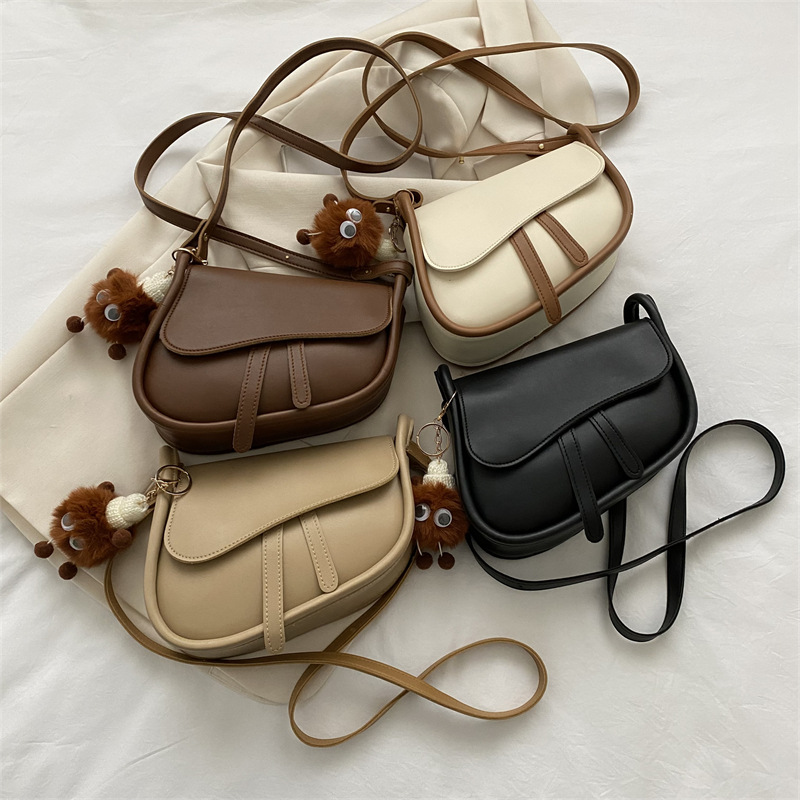 Summer Simple Shoulder Bag Female 2023 New Contrasting Color Underarm Bag Fashion Versatile Shoulder Messenger Bag Trend Style