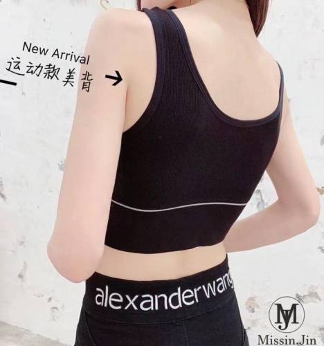 Real price, self-contained breast pad, one-piece, seamless, breast wrapped, girl's navel exposed, slim sports vest, Hong Kong Fashion